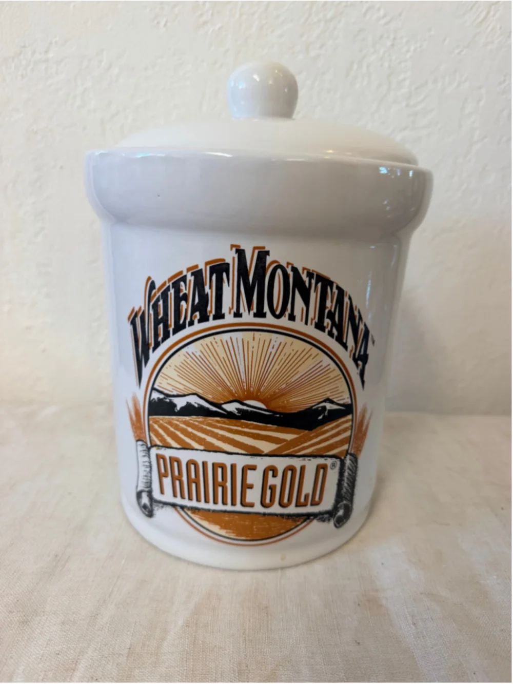 Vintage Wheat Montana Prairie Gold Canister Cookie Jar With lid